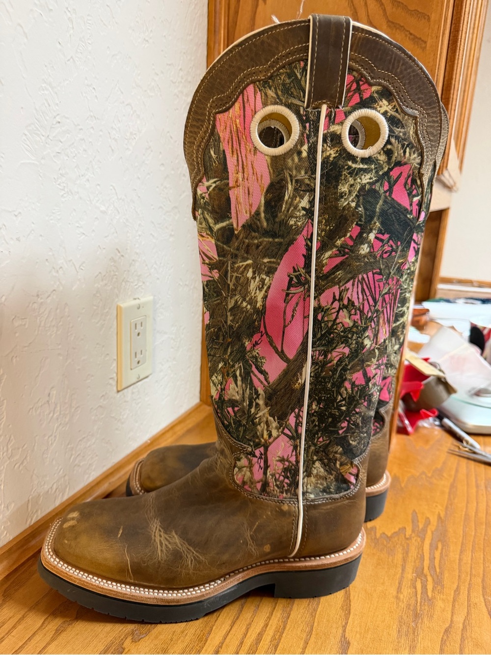 Justin True Timber Tall Western Cowgirl Boots with Pink Camo Shaft Size 11B - Picture 12 of 14